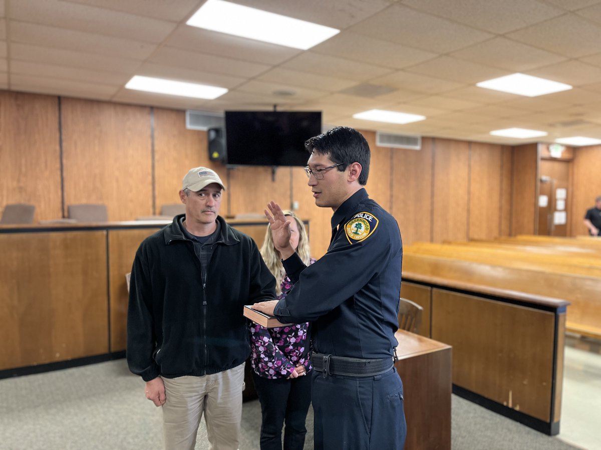 GWDSCPolice's tweet photo. Judge Haley Pulley presided over the swearing in of our newest officer, Michael McNeese. He will be joining Delta Shift for training. Please join us in congratulating him on his graduation from the South Carolina Criminal Justice Academy! https://t.co/ADJhLYpjxH