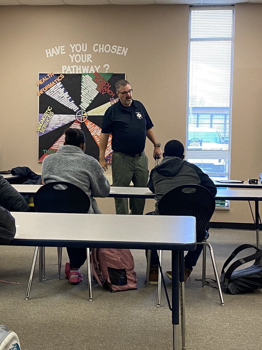 WestPointCTC's tweet photo. Mr. Doug Camp spoke to our @MyPI_MS students this morning about ham radio and how it is useful in disaster situations. Thank you Mrs. Natalie Ray and the @ClayCo_Ext Office for bringing him to speak today. #WPCTC #WPCSD #CTE #CTEMonth #MyPI #MSUExt #TooMuchPoint https://t.co/HsGZPnrcK5