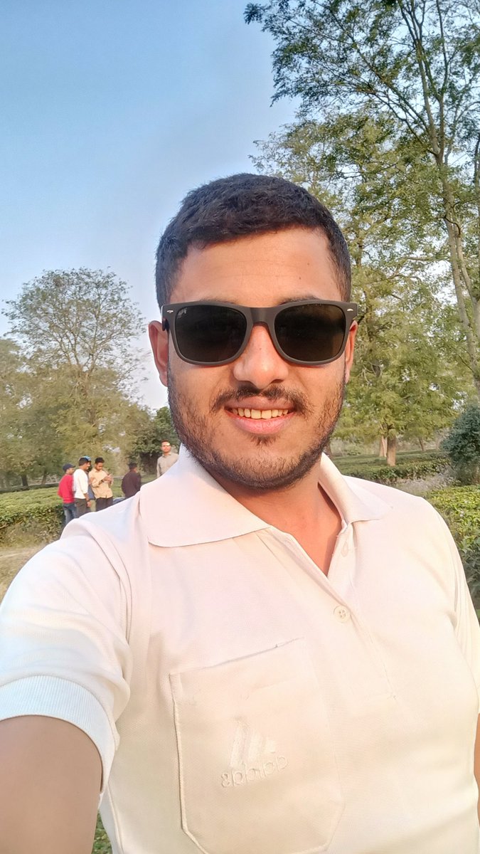 DhrajSarmah's tweet photo. are are sarmah ji kiya kahu tumhare swag ki...utar lo sosma dikhyai de rohe ho fusma😉🤣
#Self_praise
#Sunglasses https://t.co/v2wqT4OTIx