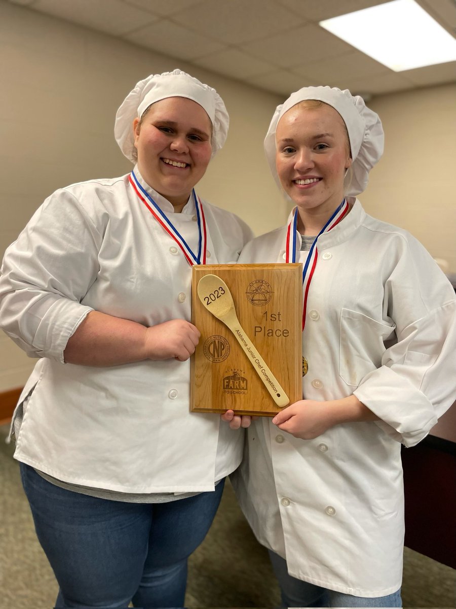 DARhighpats's tweet image. Congratulations to Leecia Jackson and Addie Walker. They competed in the Junior Chef competition in Birmingham and won full  tuition at Jefferson State.   Now, they will compete in the National Competition in Kentucky.