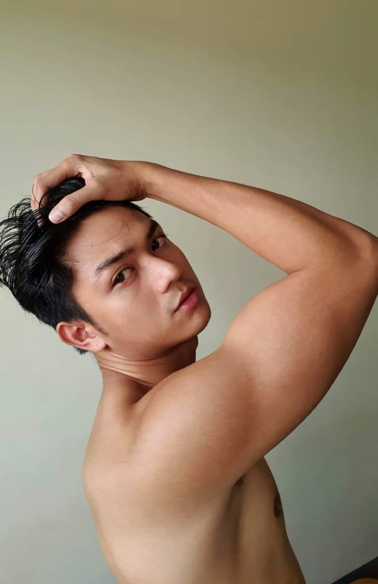 BaeDayEveryday's tweet photo. @vrrelosa #Lagaslas @VivamaxPH #baeday #baewatch #vivamax @CoolturaSalon #pinoyhunk #sexiestasianmen #GwapongPinoy https://t.co/6mmEP03ewZ