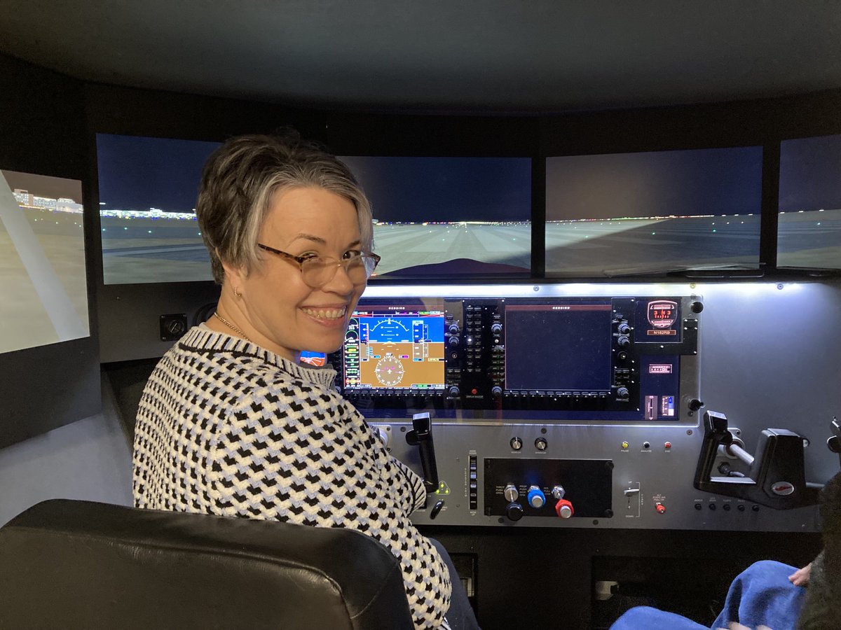 GRCPresJohnson's tweet image. Enjoyed hosting Matt Hayes and Dana Riley Black from Museum of Flight with our amazing Aviation program team in GRC’s flight simulators today. Careers in aviation are right in your neighborhood! Check out GRC!
#GreenRiverCollege 
#MuseumOfFlight