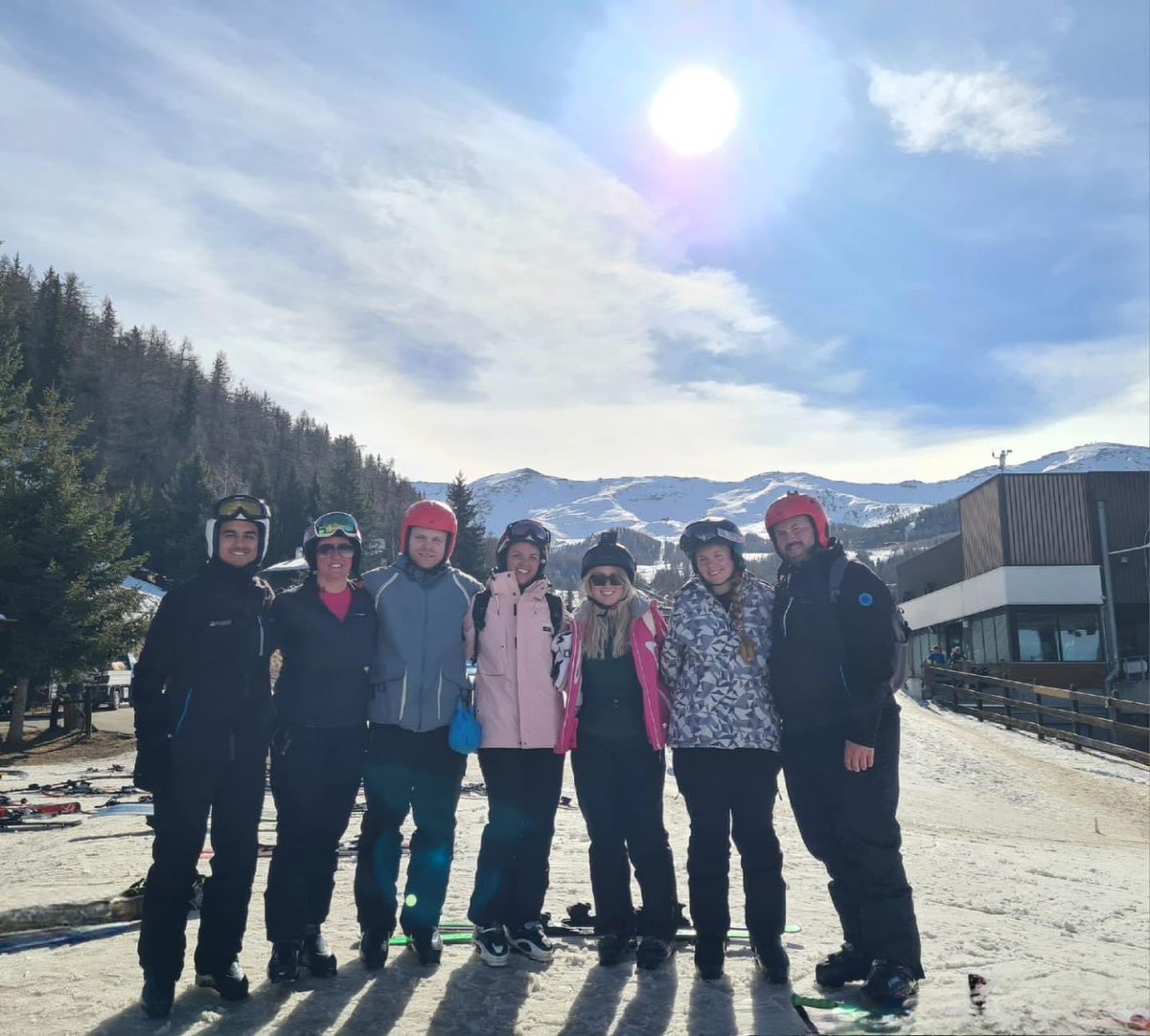 Katylaws's tweet photo. Fantastic week #Pila2023 🎿 https://t.co/2JiRqkxIMB