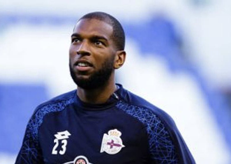 Manutella_9ASP's tweet photo. @SpheraSports Ryan Babel en el Depor https://t.co/JH847DAz2a