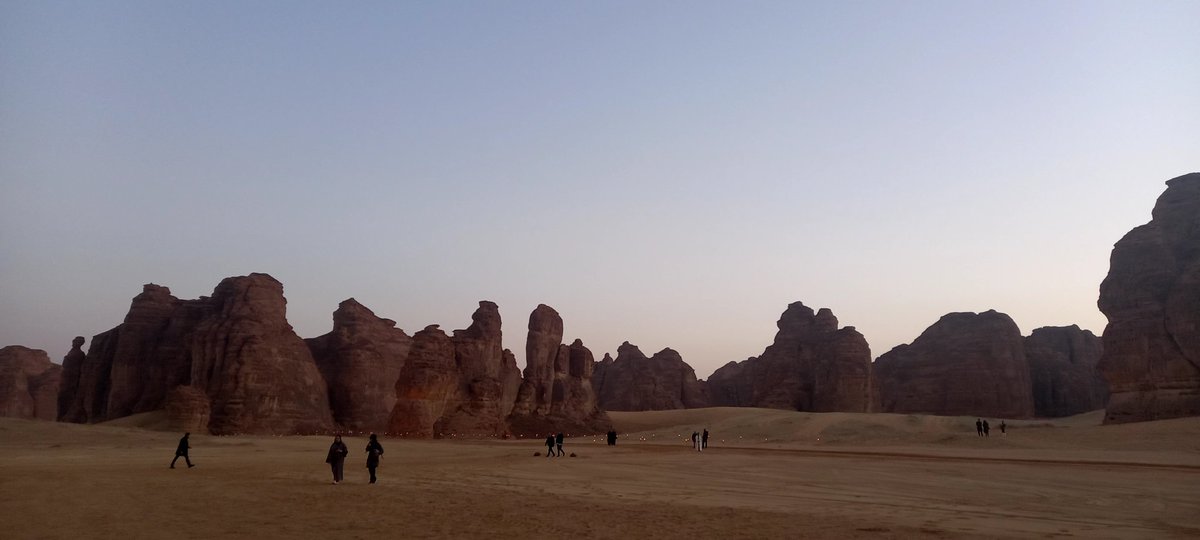 Catherine Le Thomas كاترين لو توما tweet media