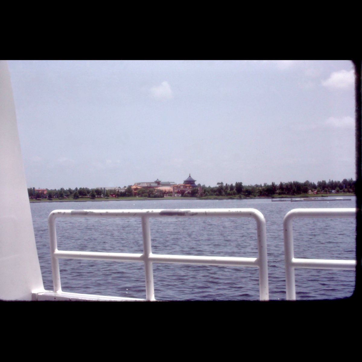 MyChildhoodDis's tweet image. World Showcase circa 1983 #Epcot #epcotcenter #worldshowcase #WaltDisneyWorld #80sdisney