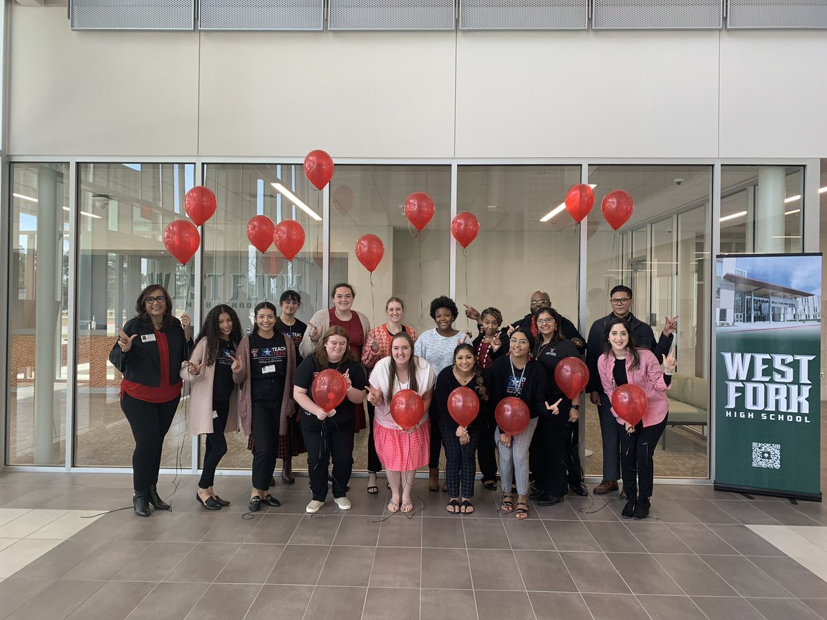 mfriesonTTU's tweet image. Special balloon release for Dr. Hamman - your legacy lives on within us and we are grateful for your dedication to TechTeach and the field of education. 🎈#techteach #newcaneyisd