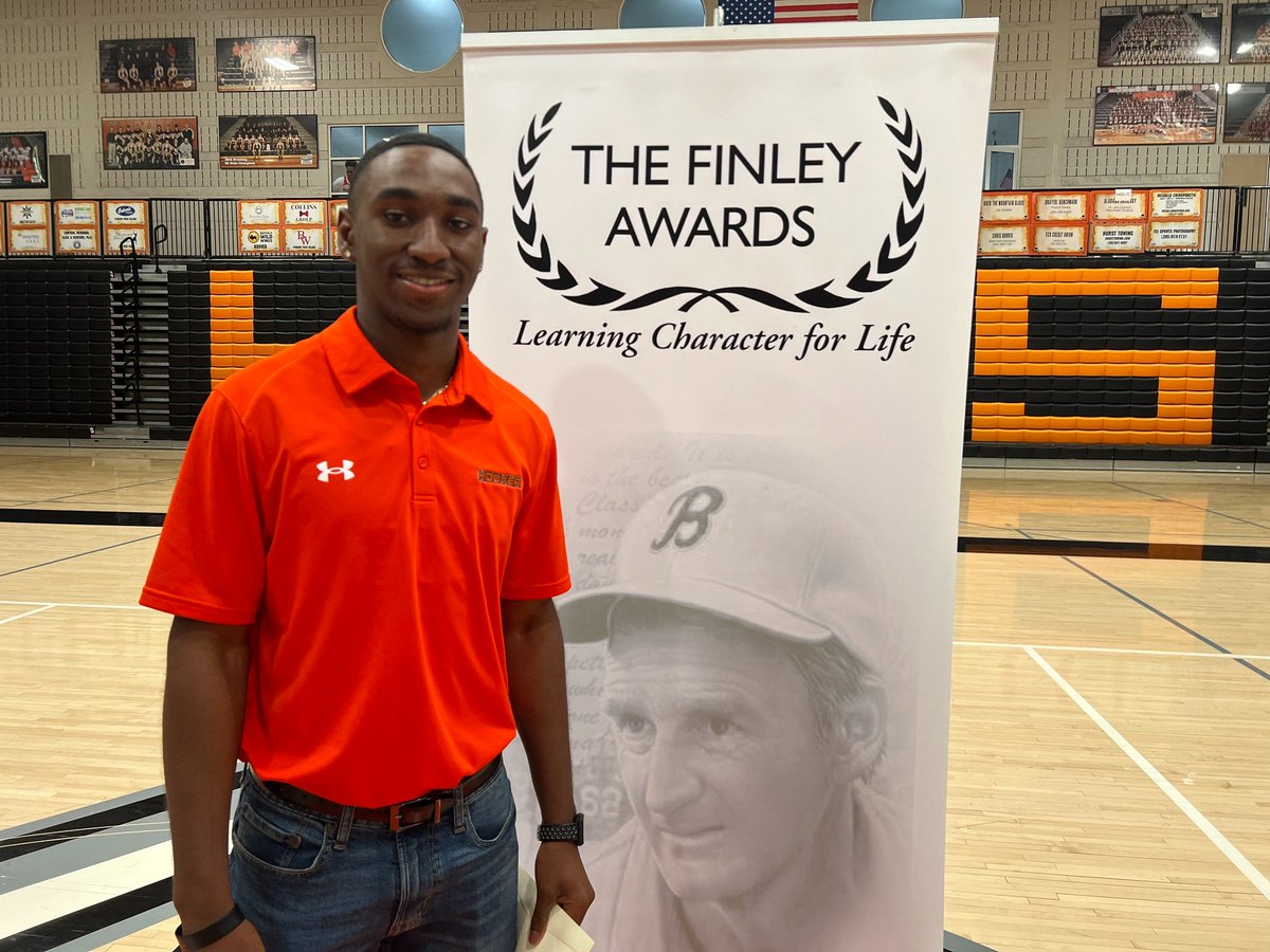 FinleyCommittee's tweet photo. The Finley Committee announced KJ Law as Hoover HS's '23 senior winner! Congratulations to all of Hoover HS's 35 senior nominees! Spain Park's '23 Finley Award senior winner will be announced next week, as well as the Finley Award faculty winner! Stay tuned... @HooverHighBucs https://t.co/LqaDIcJzt4