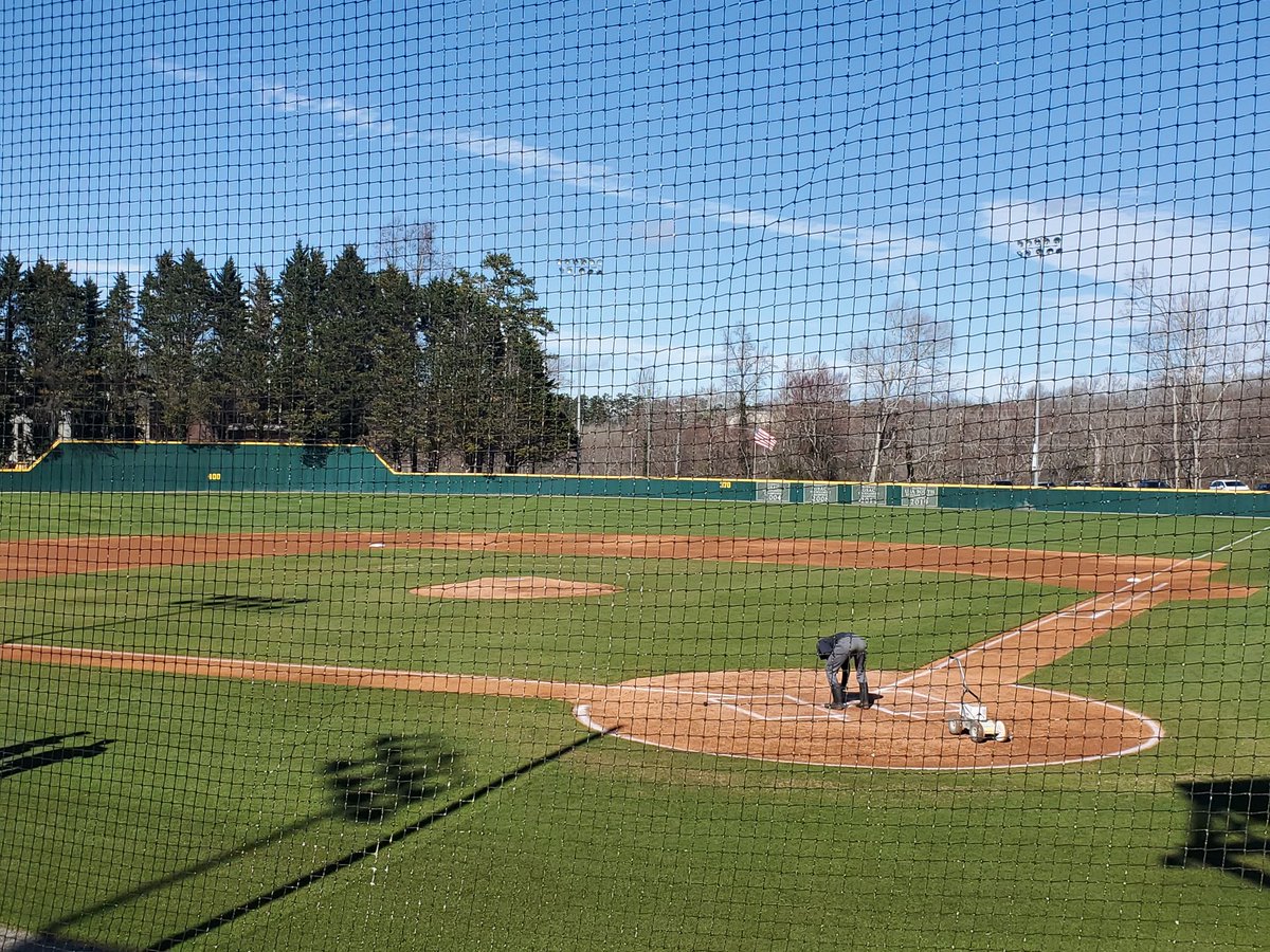 coachpudge8's tweet photo. And so it begins.....lets go Hornets!!
#FEBRUARYBASEBALL https://t.co/cT7GCazvBe