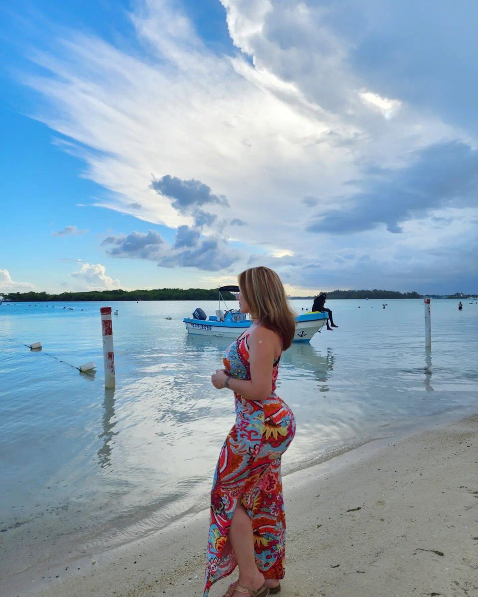 marlenyAleelayn's tweet photo. Desde el Caribe en República Dominicana.
https://t.co/vvGNh06U7I https://t.co/kF6e00FoGf