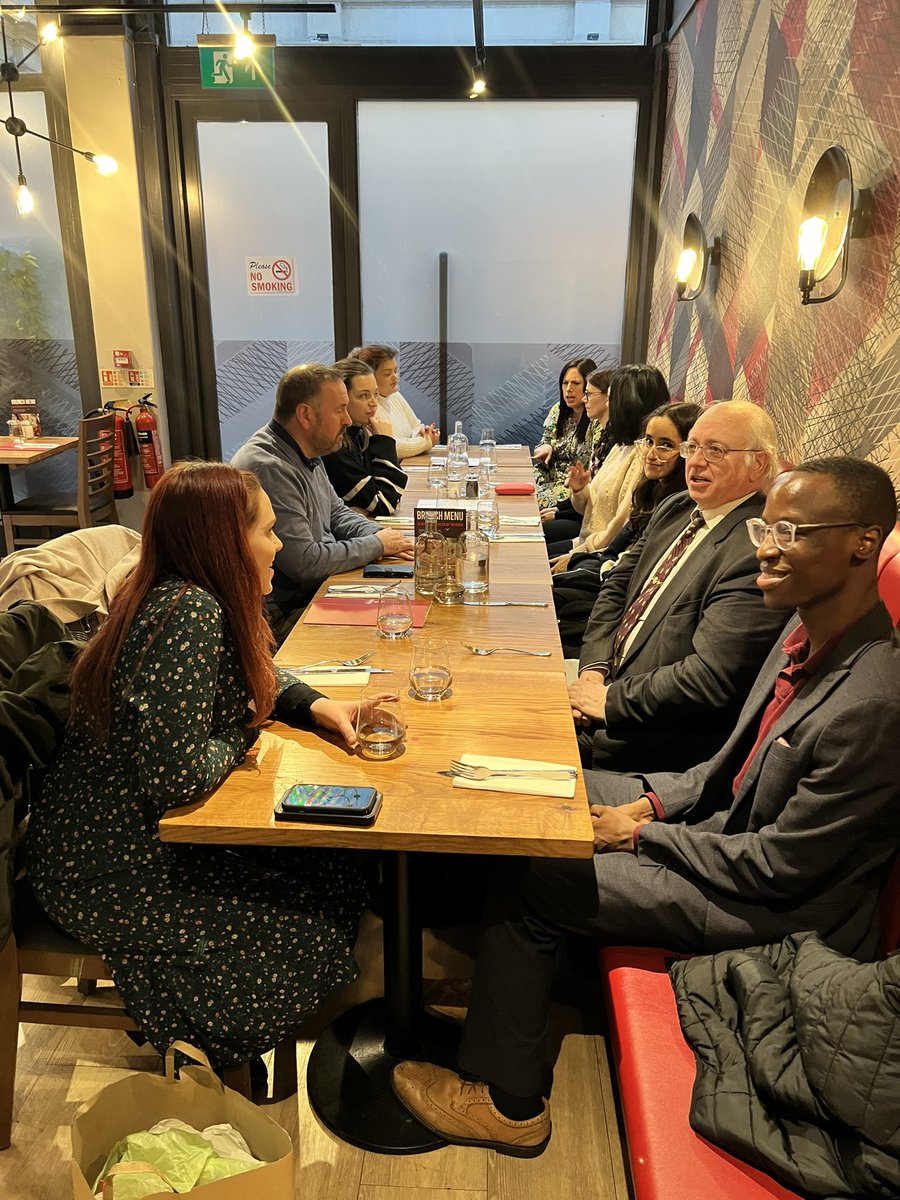 clare_threlfall's tweet photo. This week the @GreenwoodsWP team enjoyed a very productive Valentine’s Day including our department meeting, technical meeting and a belated Christmas meal out (due to the train strikes). A romantic table for 12! #teamday #privateclientsolicitors #productiveday #ValentinesDay https://t.co/KRHYPvQmvg