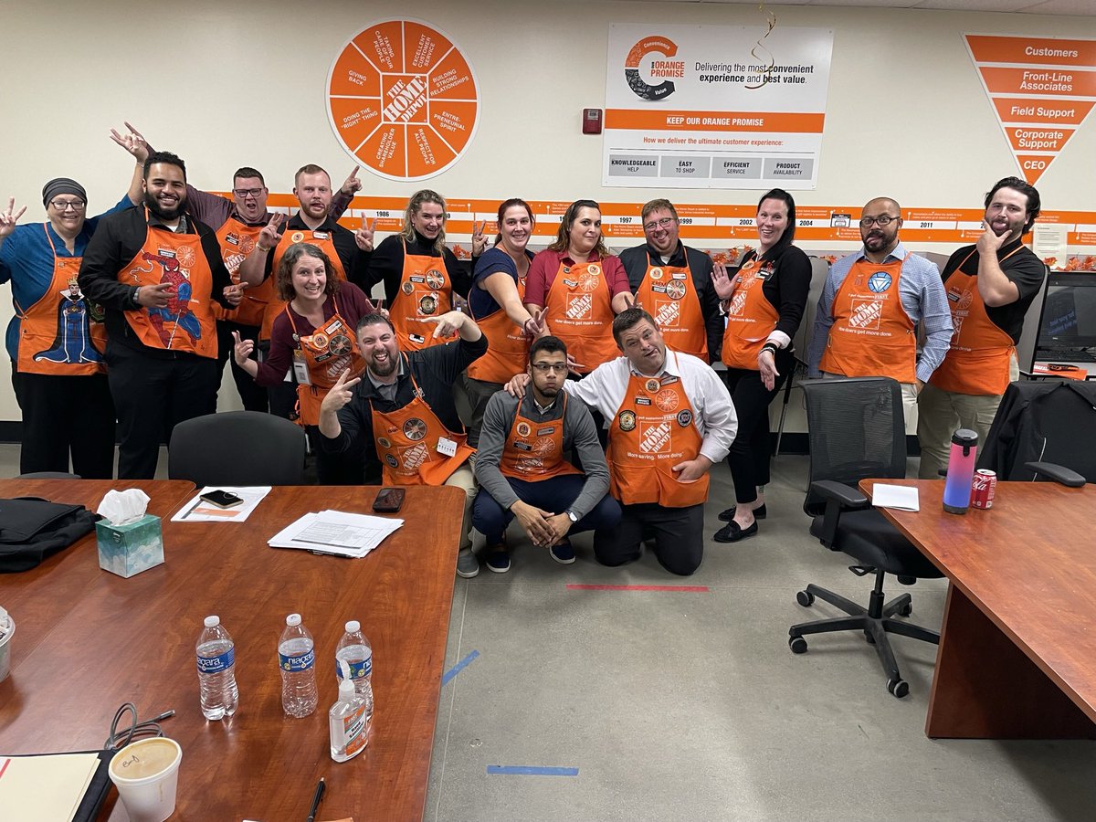 Tyrrell Vizcaino (@tyrrellvizcaino) on Twitter photo Despite the obstacles faced in 2022, it was another great year to be apart of the Orange family! I appreciate the relationships and connections made thus far and look forward to to what comes next with this terrific team! #KeenetheDream <a href="/whipplenh/">Donna Whipple</a> <a href="/stevenlongmoor1/">Steven Longmoore</a> <a href="/JoshSirois5/">Josh Sirois</a> Despite the obstacles faced in 2022, it was another great year to be apart of the Orange family! I appreciate the relationships and connections made thus far and look forward to to what comes next with this terrific team! #KeenetheDream <a href="/whipplenh/">Donna Whipple</a> <a href="/stevenlongmoor1/">Steven Longmoore</a> <a href="/JoshSirois5/">Josh Sirois</a>