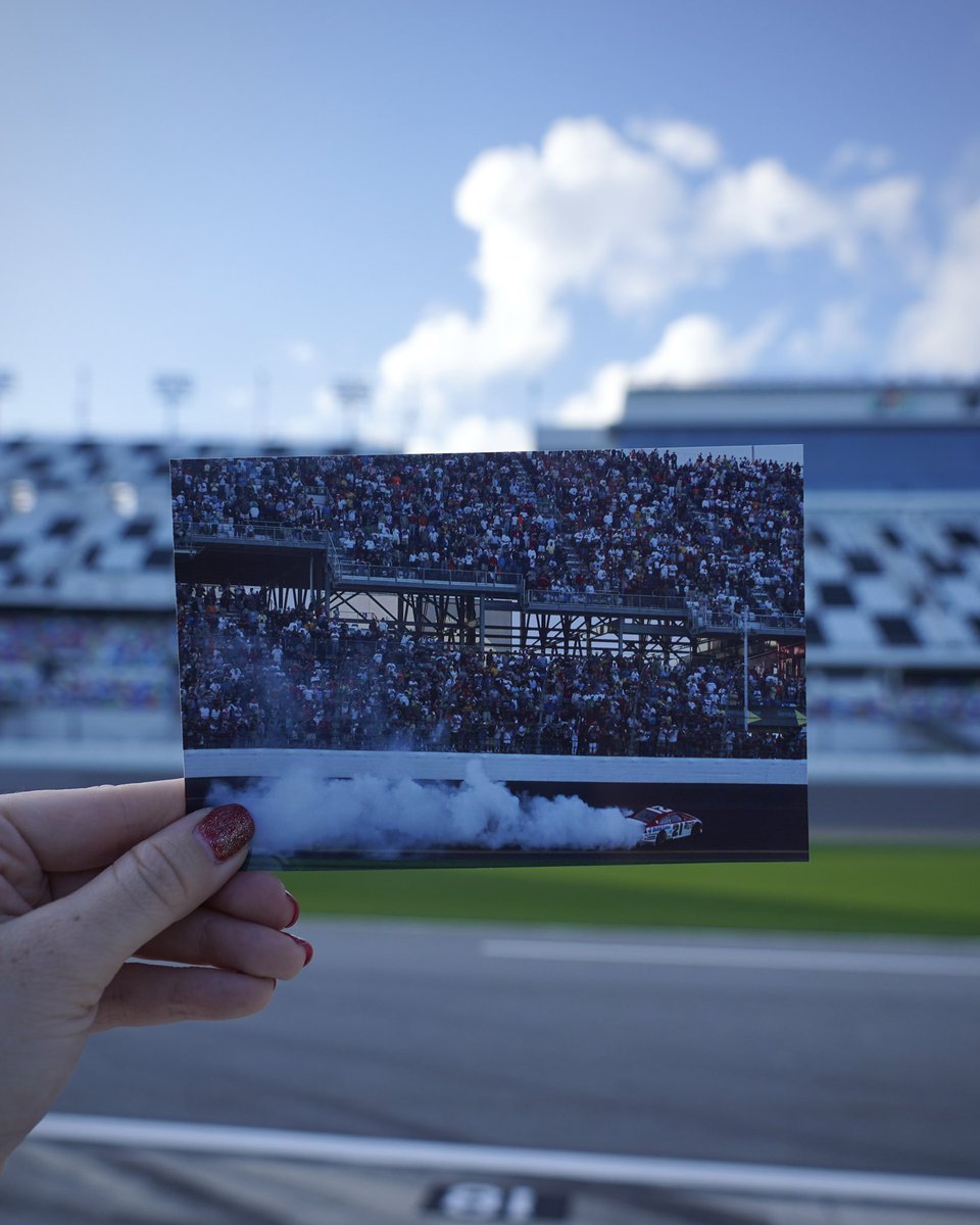 DAYTONA tweet picture