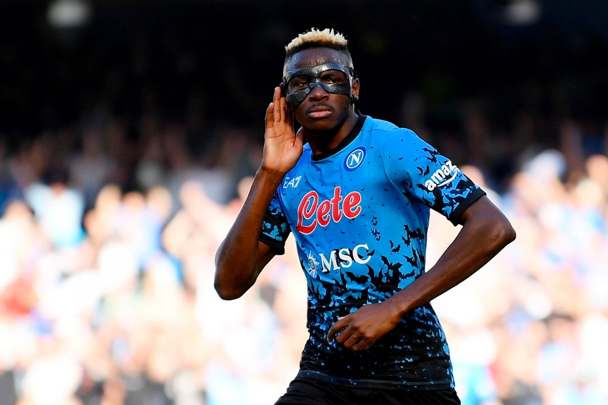 lnstantFoot's tweet photo. Victor Osimhen a le 3ème meilleur ratio de minutes disputées pour marquer un but en Serie A depuis la saison 1994/95 ! 😲

🐐 Cristiano Ronaldo - un but toutes les 104 minutes
👑 Ronaldo Nazario - un but toutes les 117 minutes
🦅 VICTOR OSIMHEN - un but toutes les 124 minutes https://t.co/1WrgE2yTmT