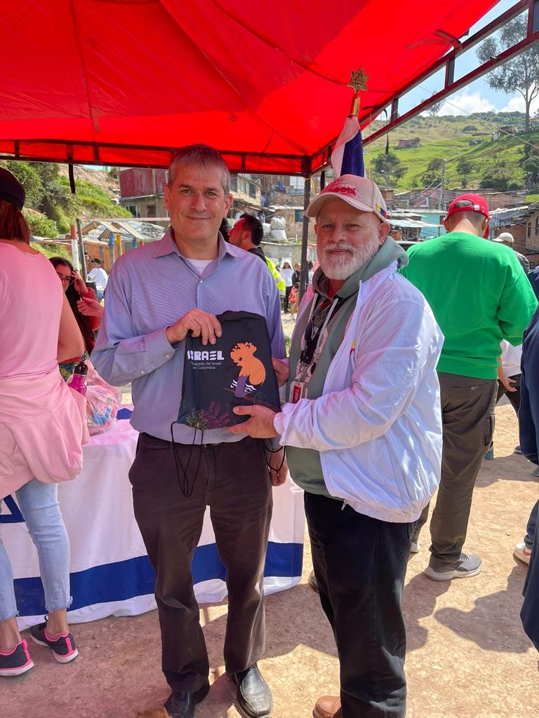 Israel en Colombia tweet media