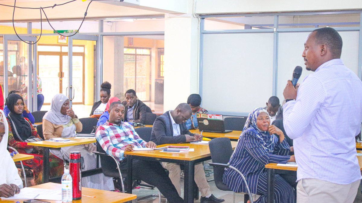 kiuyyfoundation's tweet photo. This ToT Workshop is part of the goals of the project to strengthen the Social Business Ecosystem by mobilizing key stakeholders at the local and national levels to understand, embrace and support the concept of social business. https://t.co/wKCeufIavs