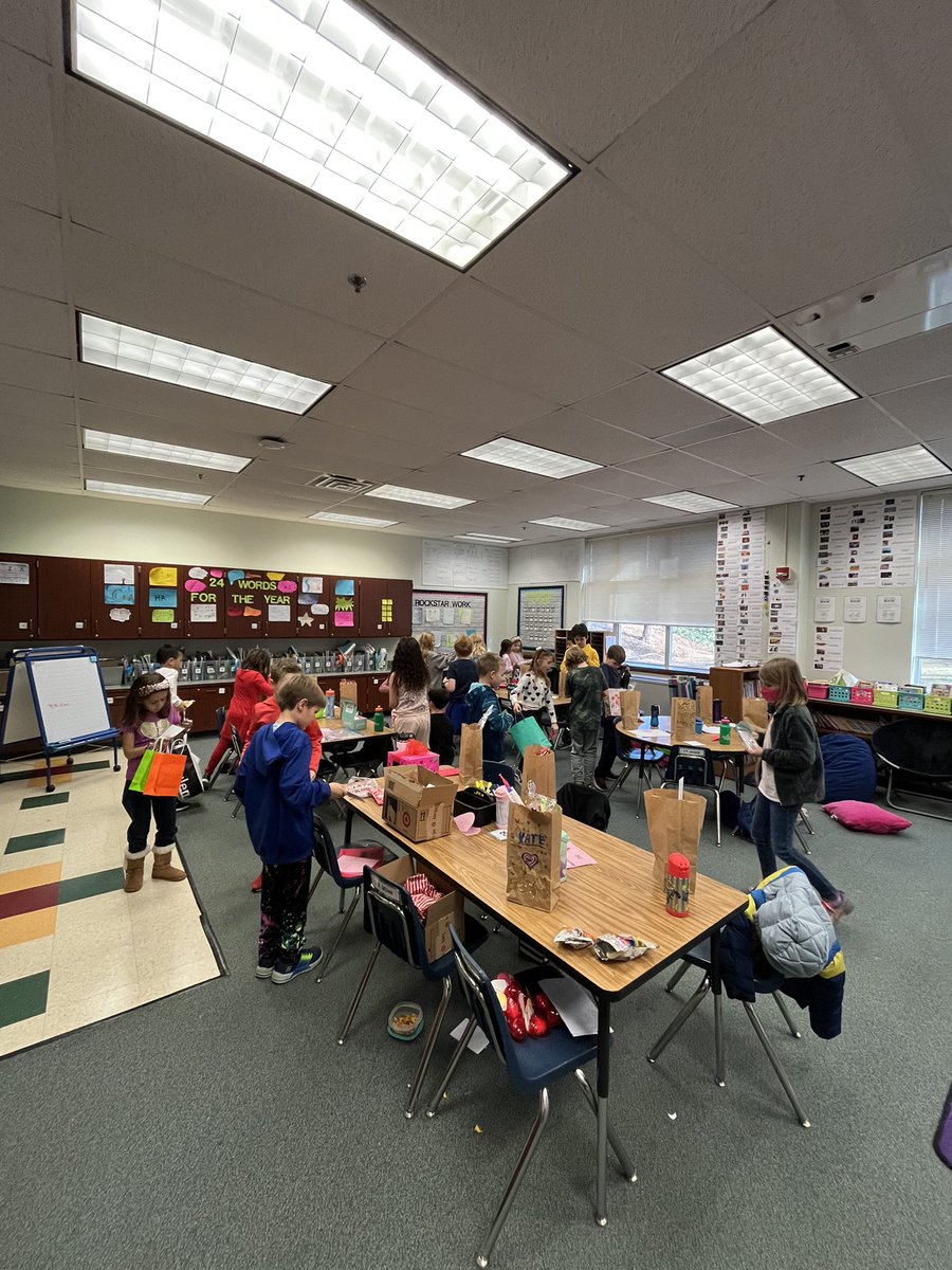 Ms. Ryan tweet media