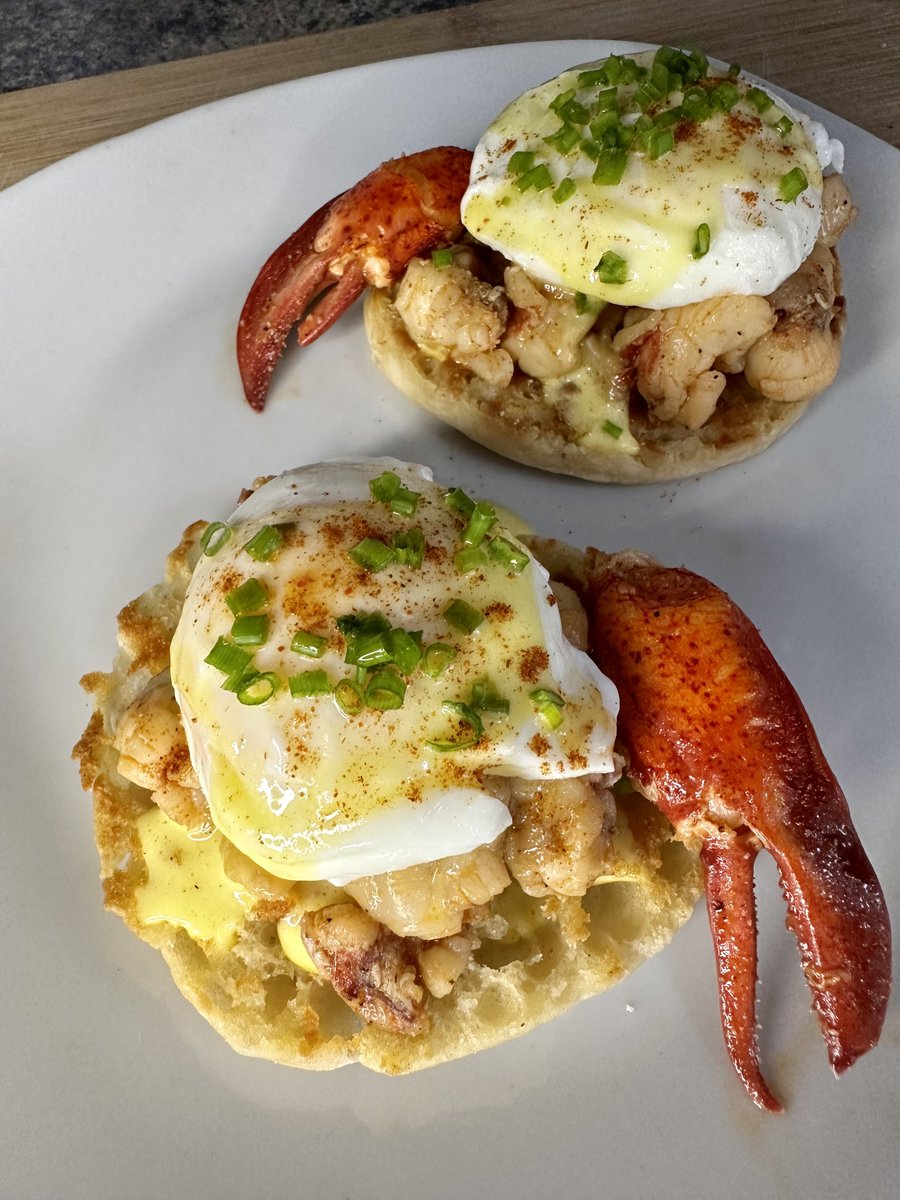 ChefJustinTyler's tweet photo. lobster bennys https://t.co/6HuXac4ZpX