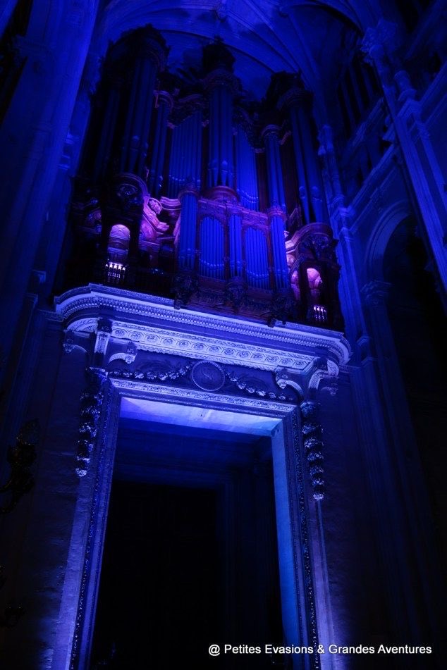 LeaFbpe's tweet photo. #Ombres et #lumieres.
Et si #Paris, la ville lumière, était encore plus belle la nuit, avec la #penombre et les #eclairages qui mettent en avant les détails des monuments ? https://t.co/qMSWqaMrrt