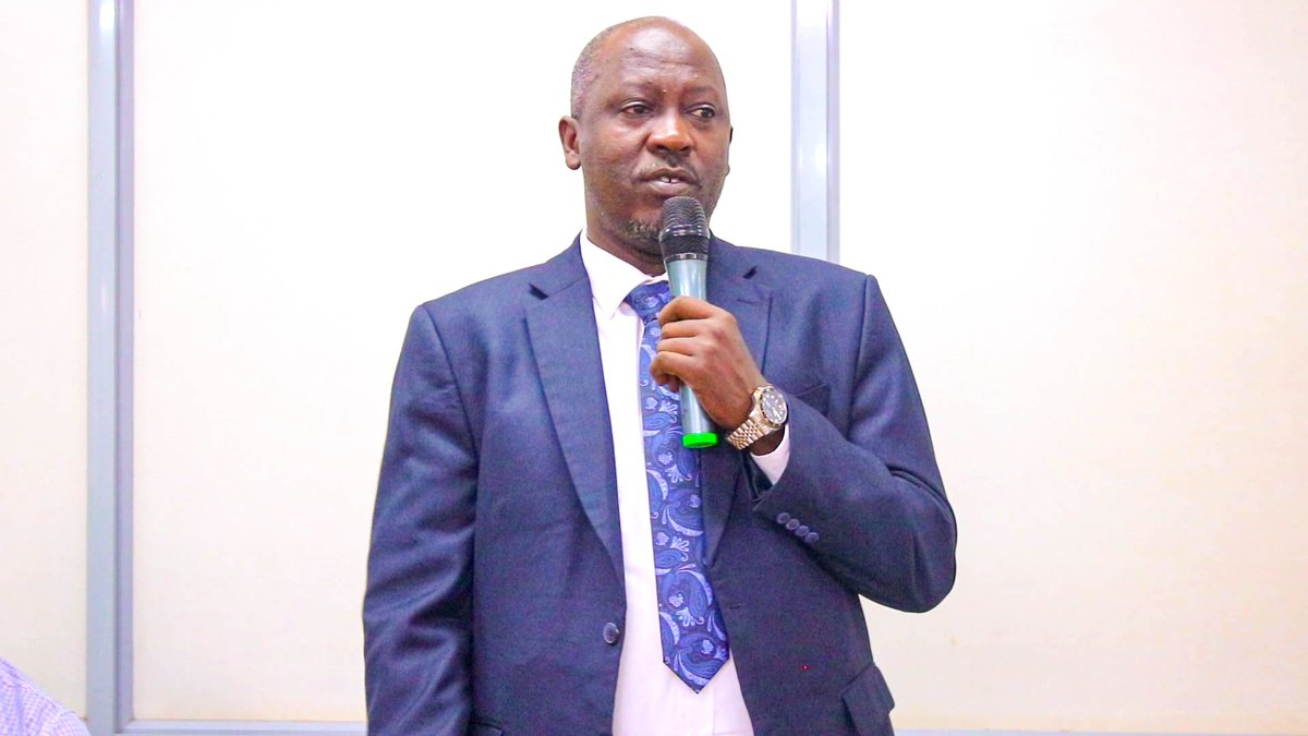 kiuyyfoundation's tweet photo. The opening address was given by the Kampala International University Vice-Chancellor, Prof Mouhamad Mpezamihigo, while the training was facilitated by the Project Manager, Mr. Daniel Ayebare.

#socialbusiness #socialenterprise #yunusfoundation https://t.co/rt0sJoYB4Q