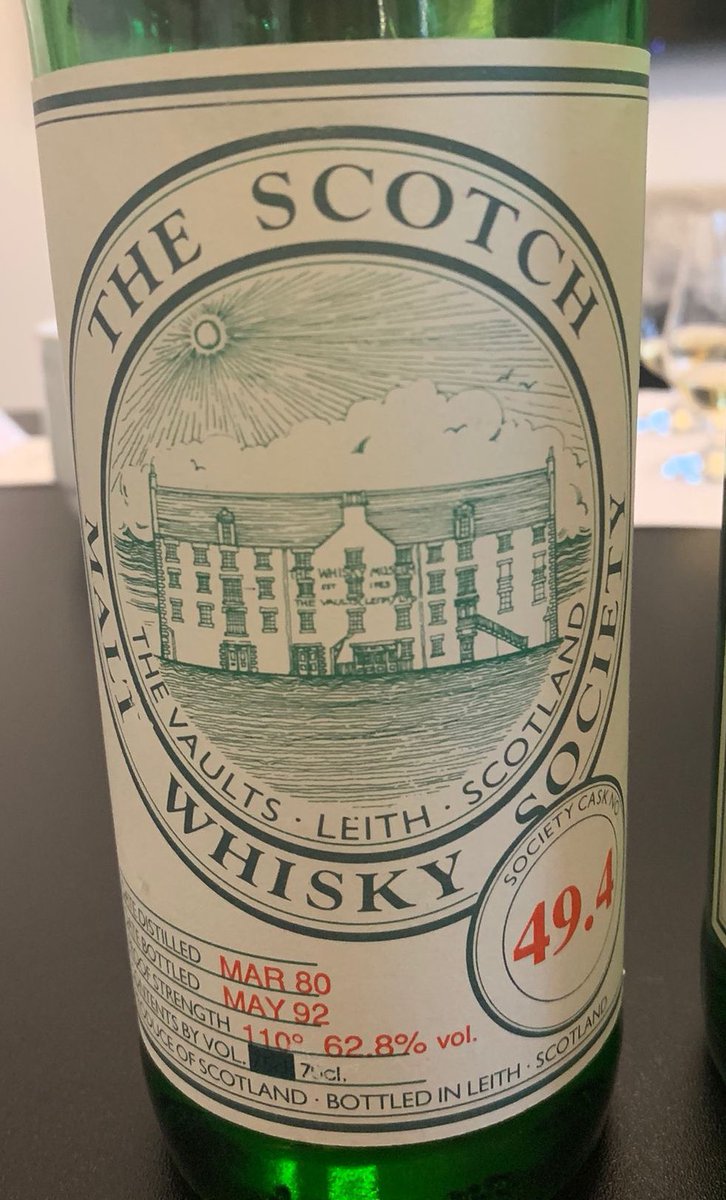 TwoWhiskyBros's tweet photo. Review | SMWS 49.4 St. Magdalene
Initially there’s a bit hit of pepper, and grapes. As we sit with it we find it quite drying with, a dustiness, and a little saltiness. With air we get a little apple and shortcrust pastry.
#closeddistillery #twowhiskybros #stmagdalene #smws https://t.co/4QX4kpeOmb