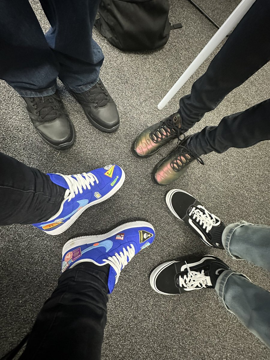 ThePalleschi's tweet photo. #FlyKickFriday happening in D15 @JensenBeach #ItsAnATTThing #Outlaws https://t.co/xNSn90K0sE