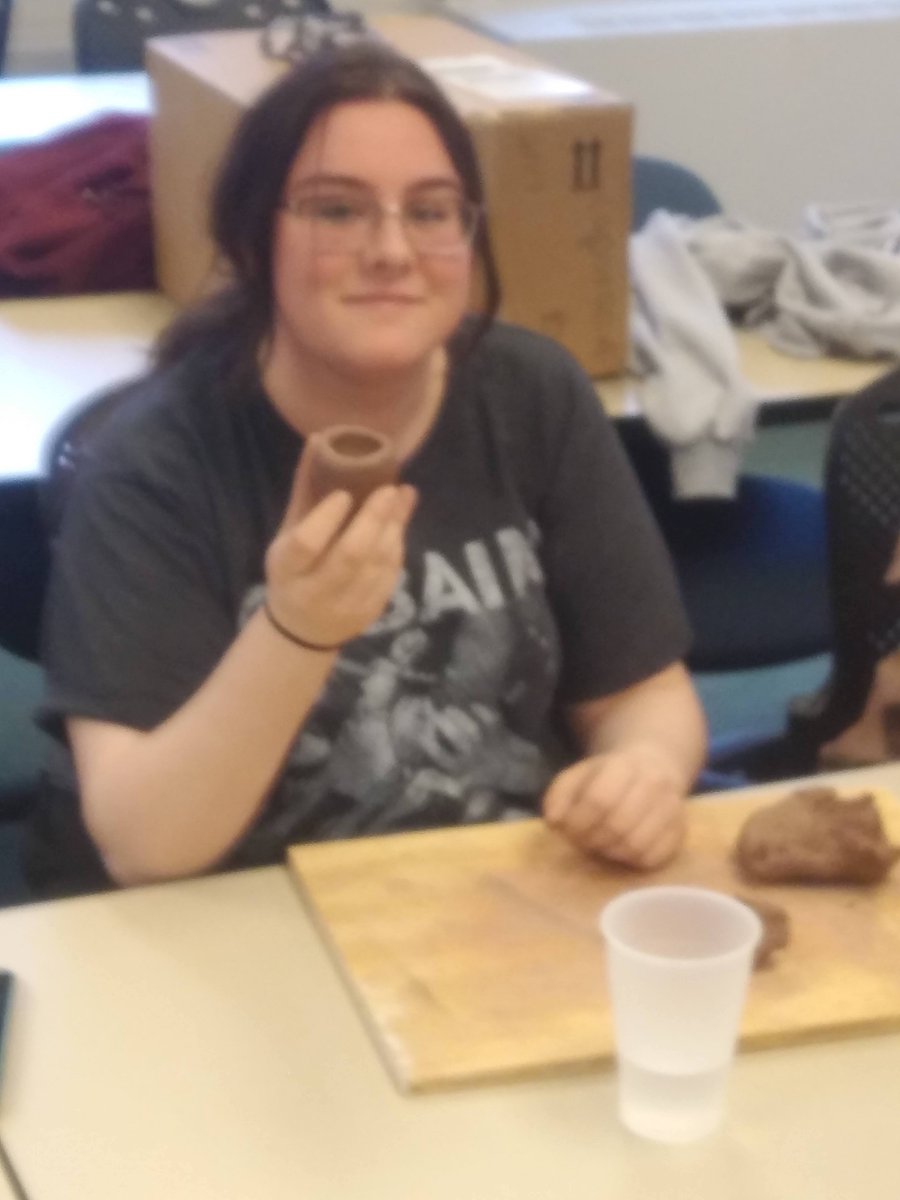 MU_HistoryDept's tweet photo. Clay lab today! Students in #experimentalarchaeology started by making pinch pots and then played with the clay to make whatever they wanted. In April, we will pit fire the pottery and then we will find out who did and who did not get all the air bubbles out the clay. @MoravianU https://t.co/vXXRTgAoXG