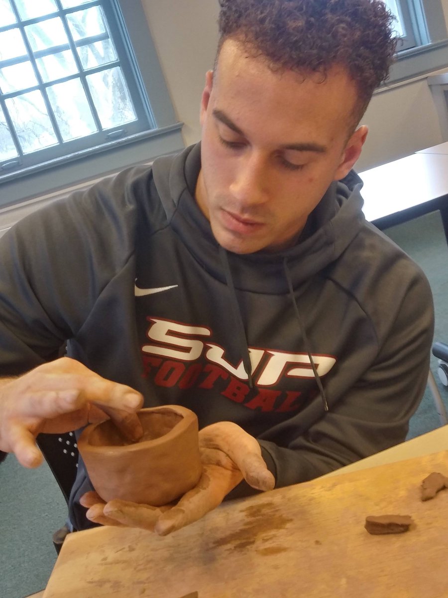 MU_HistoryDept's tweet photo. Clay lab today! Students in #experimentalarchaeology started by making pinch pots and then played with the clay to make whatever they wanted. In April, we will pit fire the pottery and then we will find out who did and who did not get all the air bubbles out the clay. @MoravianU https://t.co/vXXRTgAoXG