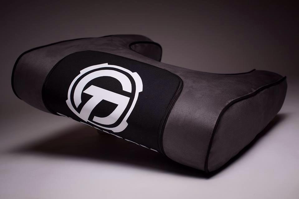 Touchdown tweet media