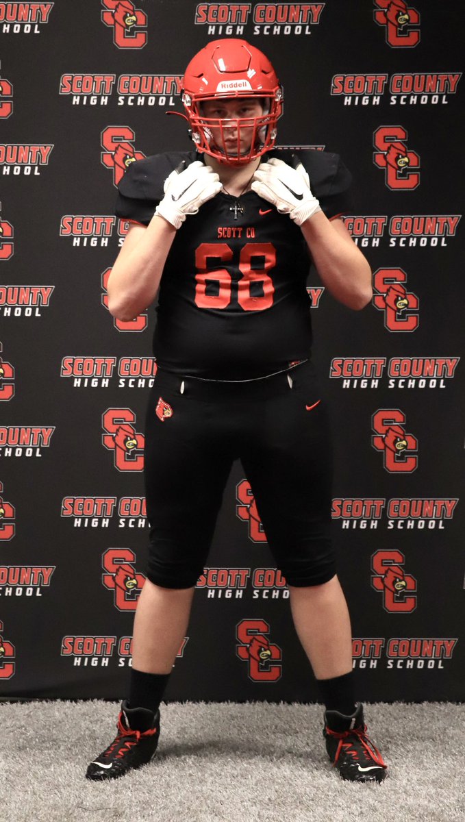 Tyler Brown (@tylerbr02648566) on Twitter photo Senior season is loading ⏳ can not wait for what my near future awaits me <a href="/cards_football/">Coach McKee</a> <a href="/_claymckee7/">Coach Clay</a> <a href="/CoachFee70/">Coach Fee</a> Senior season is loading ⏳ can not wait for what my near future awaits me <a href="/cards_football/">Coach McKee</a> <a href="/_claymckee7/">Coach Clay</a> <a href="/CoachFee70/">Coach Fee</a>