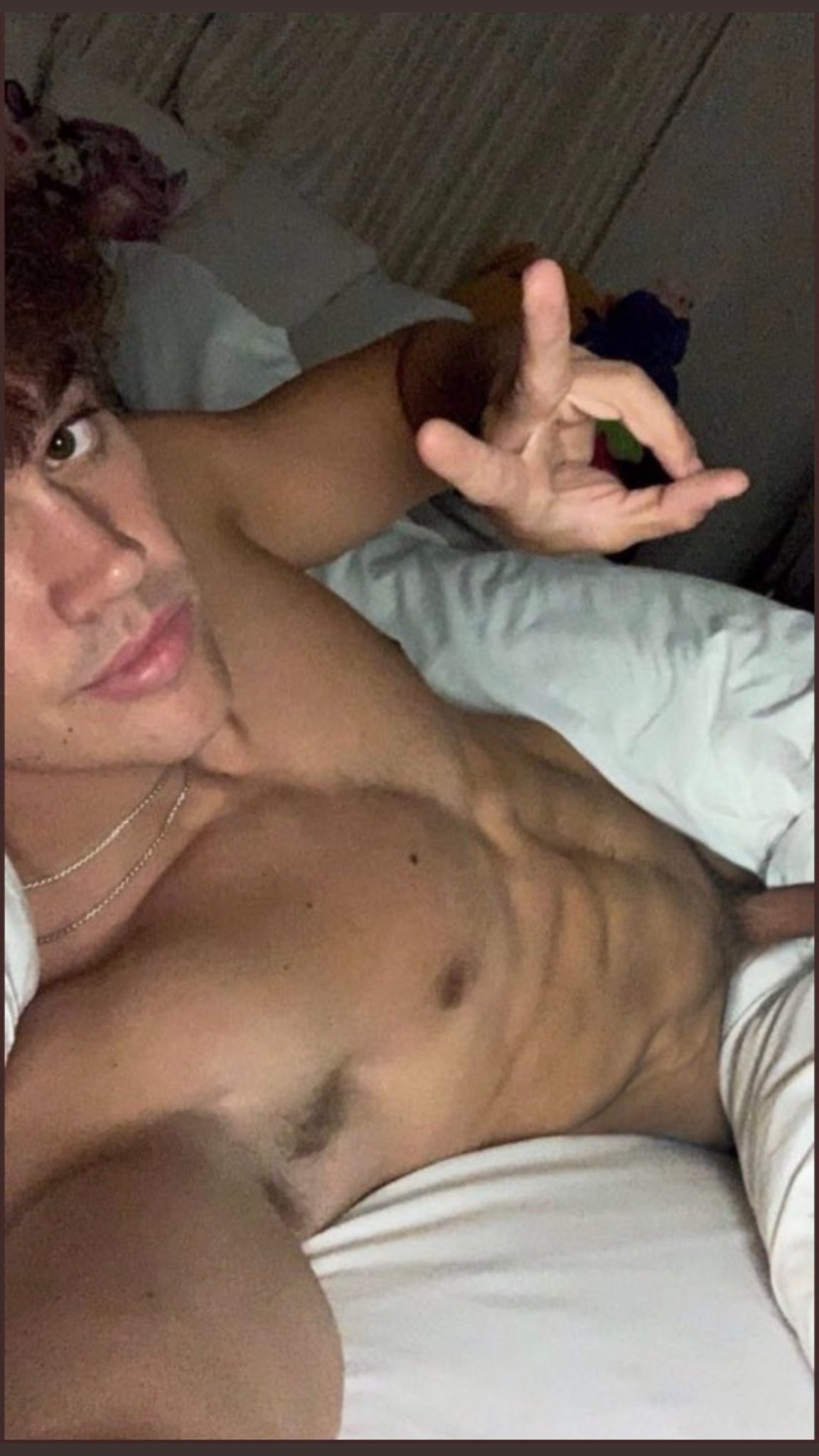 lil cam on X: So apparently, this is Noah Becks dick pic  t.coNHiEXXNIr5  X