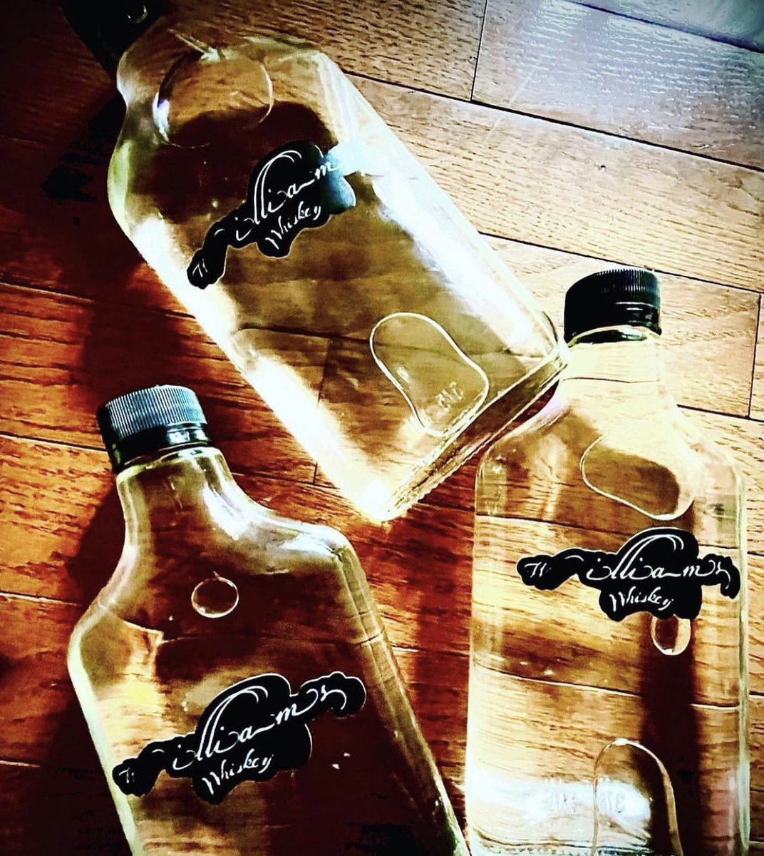 IamDaKandyMan's tweet photo. @raphousetv2 Talk 2 Em Ross… Rebranded DetroitMoon Coming Soon.🥃 started with Corn for $10, Wheat was $6 the Sugarcane was $15 the yeast was $2 & I was 10 years old. #Get2TheMoney 🥃 https://t.co/aog67JvlLv