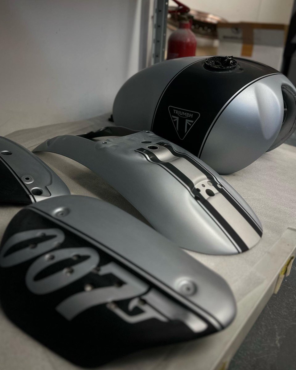 idcustom's tweet photo. 007 🔫 #WorkshopCloseUps https://t.co/Pt0Gm268ek