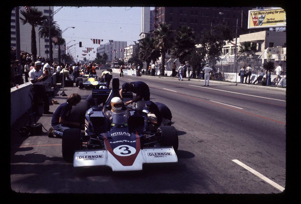 GPLongBeach's tweet photo. #FlashbackFriday 

On September 28, 1975, the Long Beach Grand Prix had its inaugural run as a Formula 5000 race. An estimated 65,000 spectators saw Englishman Brian Redman clinch the title in #1 with a nearly 30-second lead crossing the finish line.

#Formula5000 #HistoryLesson https://t.co/JvNblCRga8