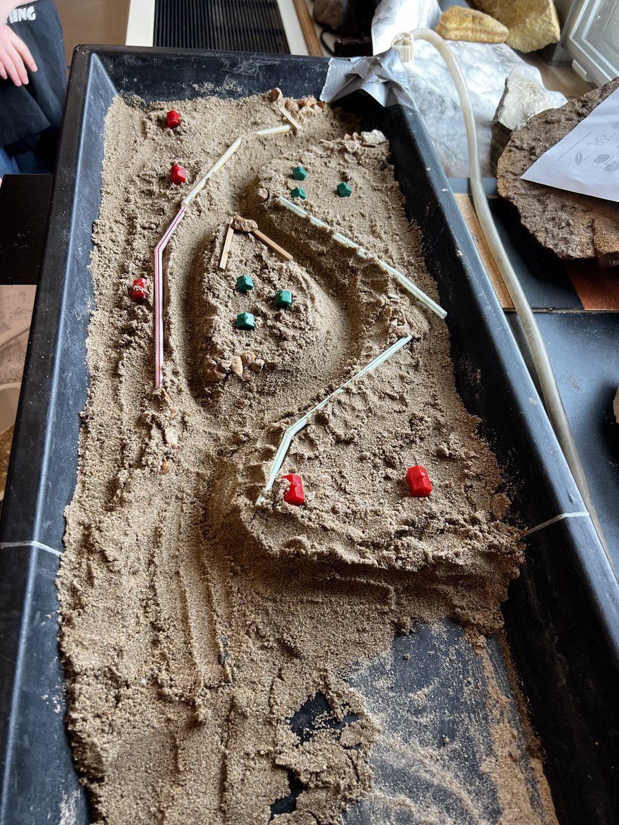 GRS_Science's tweet photo. Student favorite…#streamtable Lab!! 😁 Testing claims on “saving” 🏠 simulating our own local situations. Someday we hope to upgrade our 5 plastic tables to an @EmriverModel or 2 😉
#makinggeosciencerelevant https://t.co/C78EV1allF
