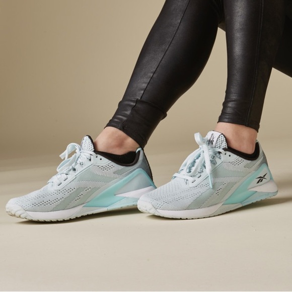 TrueReprobate's tweet image. So good I had to share! Check out all the items I'm loving on @Poshmarkapp #poshmark #fashion #style #shopmycloset #helmutlang #reebok #retrofete: posh.mk/A2Kkq6obvxb