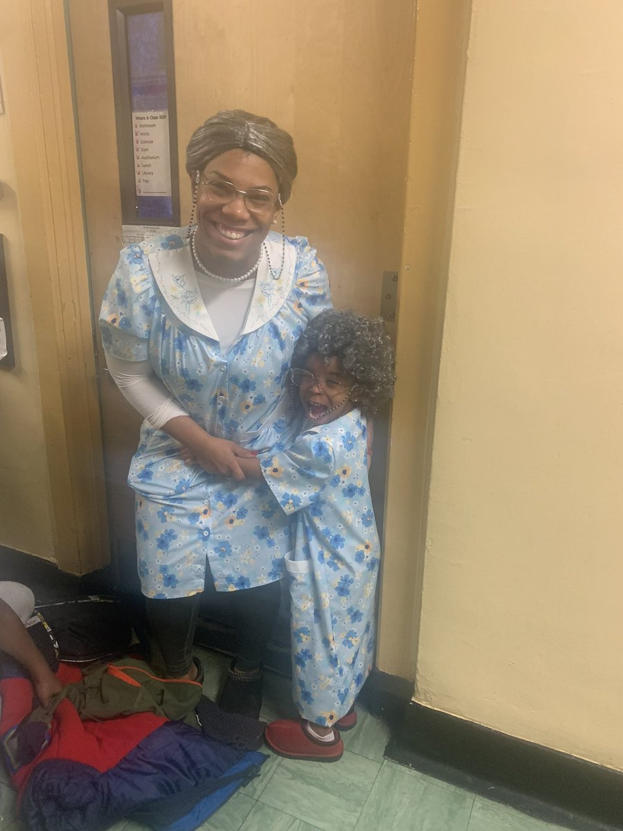 Ms. Johnson (2nd grade ICT teacher) &amp; her daughter Abby (3K) dressed as 100 year old ladies - Grandma Johnson’s - in celebration of 100 Days of School! 🤩 #PSMS42QFamily #BelieversAchievers42Q <a href="/DOEChancellor/">Chancellor Melissa Aviles-Ramos</a> <a href="/NYCschools/">NYC Public Schools</a> <a href="/NYCMayor/">Mayor Eric Adams</a> <a href="/PSMS42Q/">Tricia Finn</a> <a href="/UFT/">UFT</a> <a href="/QSNYCDOE/">Queens South Borough Office</a> <a href="/D27NYC/">Community School District 27</a>
