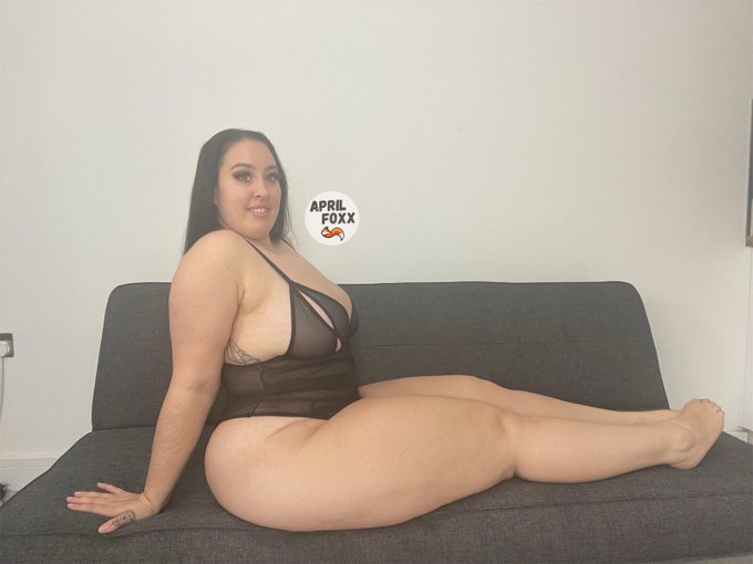 Thick thighs - save lives?

Check me out on ONLY FANS, link down below? https://t.co/cu115JG2rS