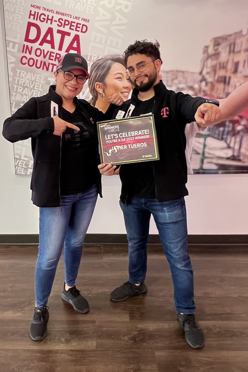 Super proud of these two for slaying performance in Q4! Congratulations to @CristianOmar87 and @javtueros on their Q4 Winners circle achievement!!! #MAMBANATION #KAPOWEEENATION @MrDennisJones @ChappyCLT