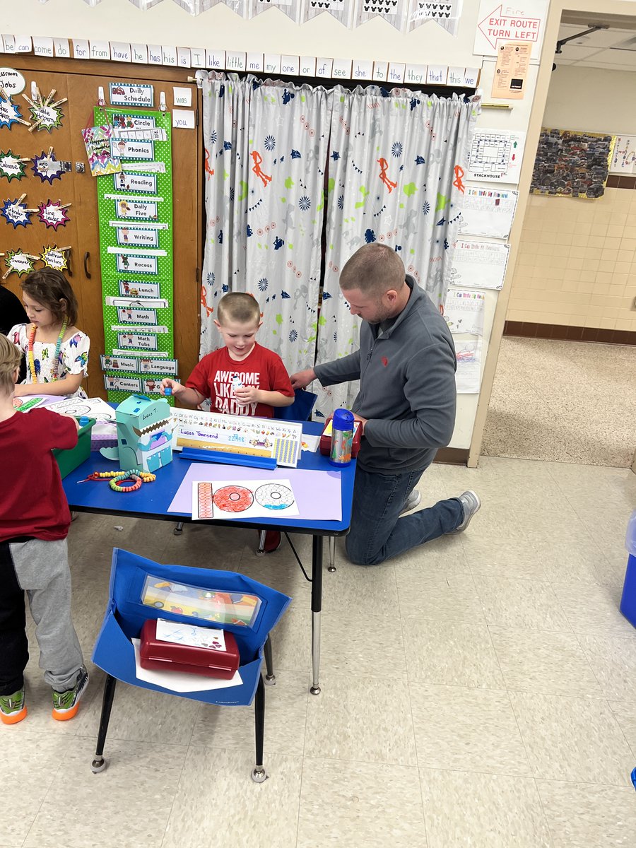 stackhousestars's tweet photo. 100th day celebrations in Kindergarten this week!  Thank you to our parent volunteers! https://t.co/2rn5fTSsT3