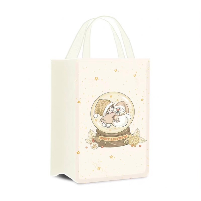 lyx0420_tukx's tweet photo. #XINs_merch

#MiniTote
OMG !!
🍼 Baby XIN is sooooo cute ❤️

☔️ Welcome UMs click the link to buy this tote 😘
🔗 https://t.co/T7gQLGVRQ3

#XIN #LiuYuXin #UM #TUKX #XINsMiniTote https://t.co/FCZjHtizQQ