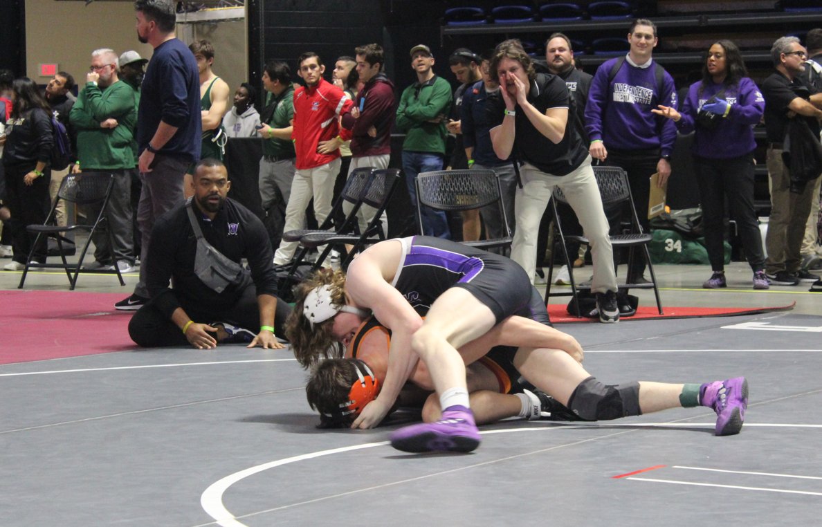 Friscoisdsports's tweet photo. Congratulations to Alex Tipton of @IHSFrisco wrestling, who advanced to the #uilstate 5A semifinals at 165 pounds. Go @friscoisd! https://t.co/V5P6ERDttC