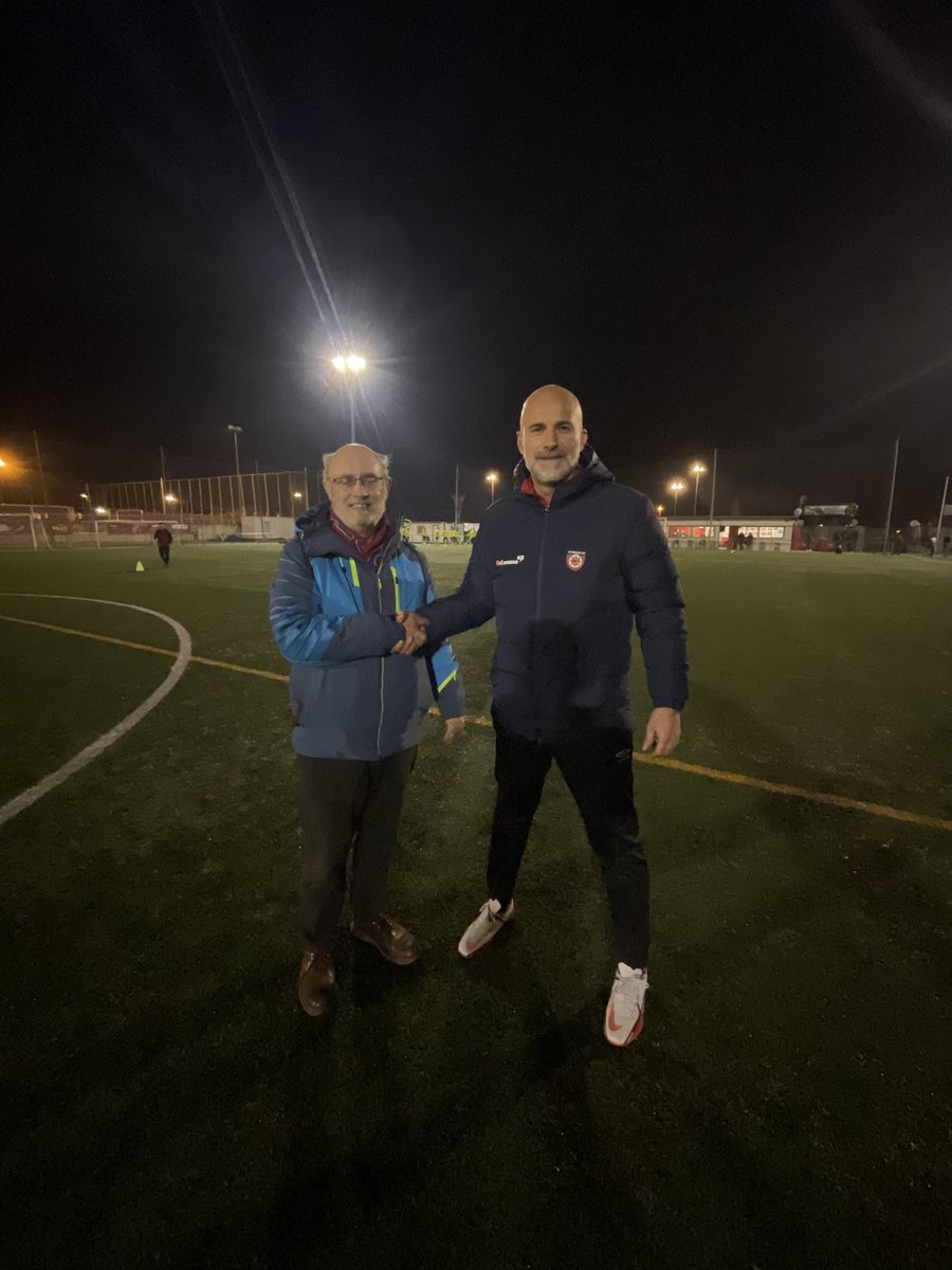 🆕 ʙᴇɴ ᴛᴏʀɴᴀᴛ❗️

• Albert Camara (Barcelona, 14/06/1973) nou entrenador del 𝐏𝐑𝐈𝐌𝐄𝐑 𝐄𝐐𝐔𝐈𝐏 del <a href="/cfmolletue/">CF Mollet UE</a> 🤍❤️

👉🏻 Camara assumeix la direcció del nostre primer equip amb l'objectiu de mantenir l'equip una campanya més a una de les categories més exigents.