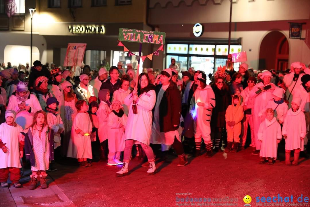 seechat's tweet image. Hemdglonkerumzug - Schwarze Veri Zunft und Kitas: Ravensburg, 17.02.2023

Powered by BODENSEE.MEDIA

#Ravensburg, #SchwarzeVeri, #VillaEmma, #Hemdgonkerumzug, #Hemdglonker, #KITA, #KITAS, #Fasnet, #Fasching,
#BODENSEEMEDIEN, #bodenseemedia, #bodenseelove, #Bodensee