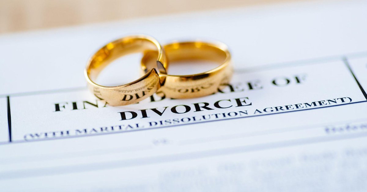 defendernetwork's tweet photo. On what would have been Makasha Dorsey's 20th anniversary, she celebrated her divorce.

"All I feel is a relief that I can finally say this out loud and that I am in a position to move on with my life gracefully, knowing that I was the best wife I could be."

@makasha