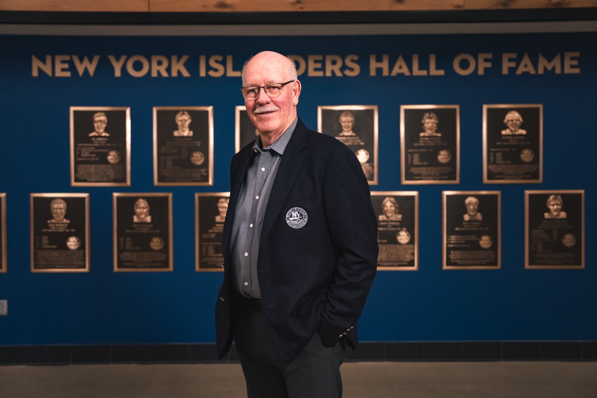 NYIslanders's tweet image. Celebrating #️⃣3️⃣1️⃣ tonight.