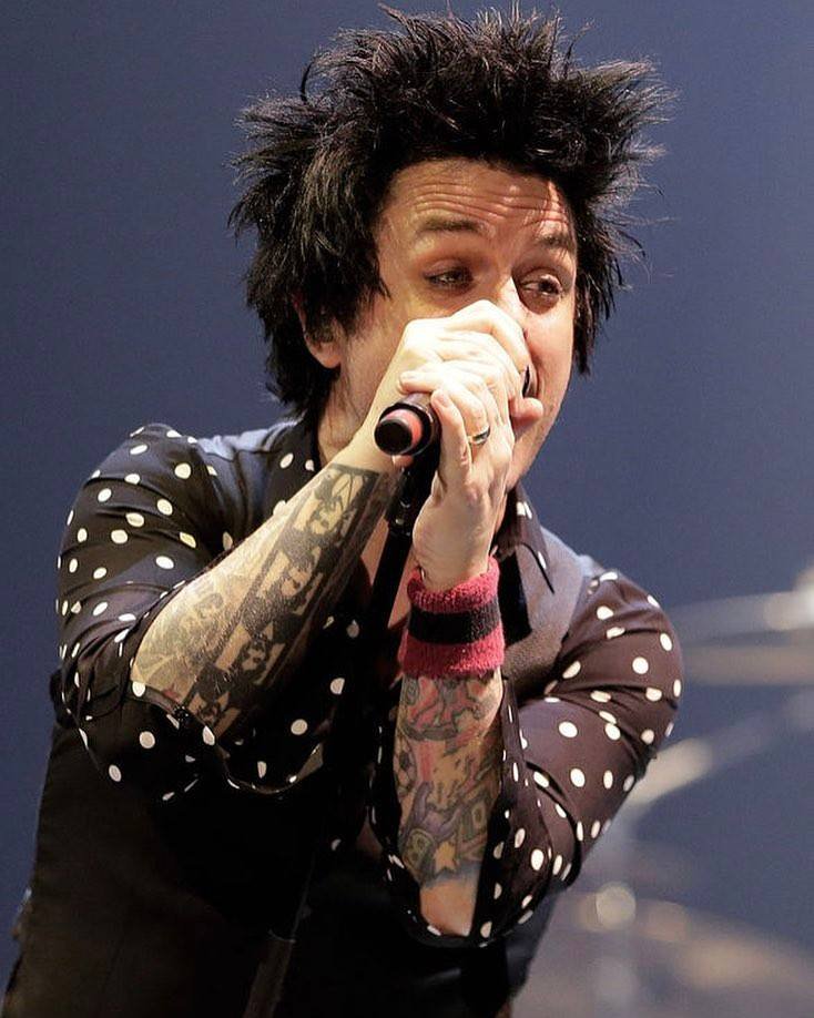 warning_2000GD's tweet image. Feliz cumpleaños a mi enano favorito, te amo