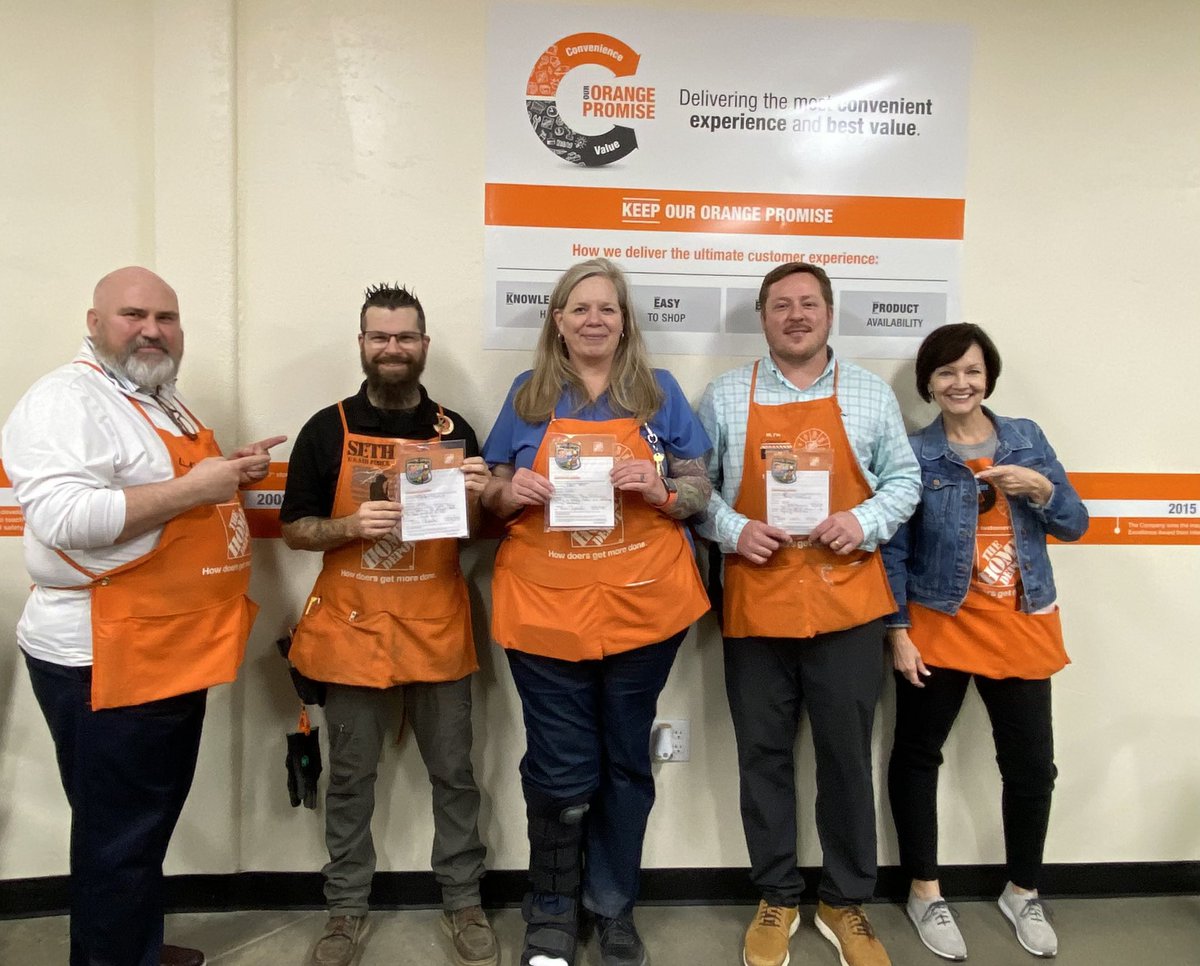 Stacy Carr (@stacyca01915854) on Twitter photo <a href="/CarpenterTrina1/">Trina Carpenter 🐾</a> recognizing these outstanding leaders during our evening DDW. Great job, Seth, Lori and Connor for your commitment to our associates and customers. <a href="/CarpenterTrina1/">Trina Carpenter 🐾</a> recognizing these outstanding leaders during our evening DDW. Great job, Seth, Lori and Connor for your commitment to our associates and customers.