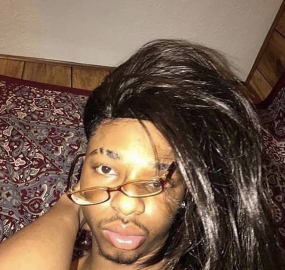 faiththegemini's tweet image. when he tell you to stfu but you got a smart ass mouth😅