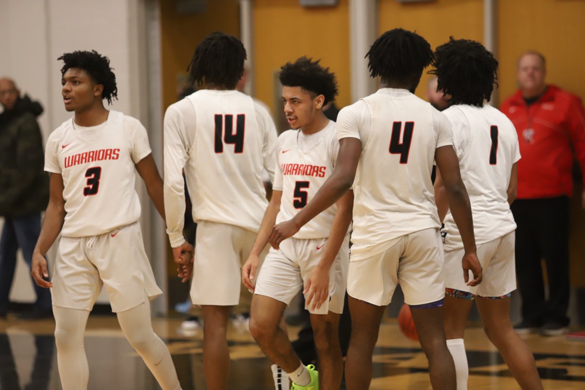 🏀 Granite City 42, Mater Dei 39. 

- Warriors win on Senior Day to secure third-straight winning season for first time since 1985-86-87.